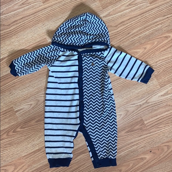 BABY GAP | hooded jumpsuit